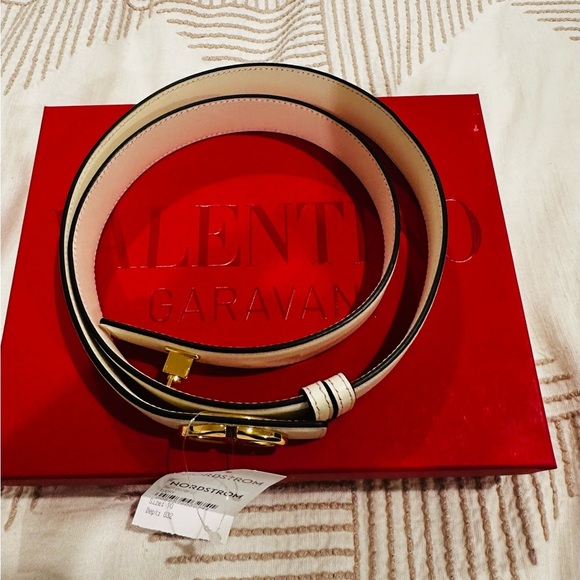 Valentino Garavani belt - Picture 5 of 7